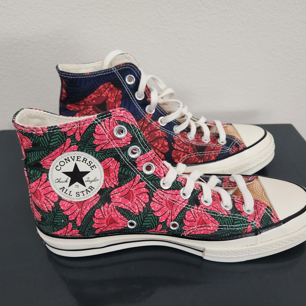 Woman's Converse Chuck 70 High Top sneakers in the Culture Weave Floral Size 9